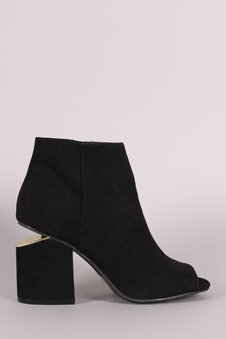 Qupid Peep Toe Metallic Slit Booties