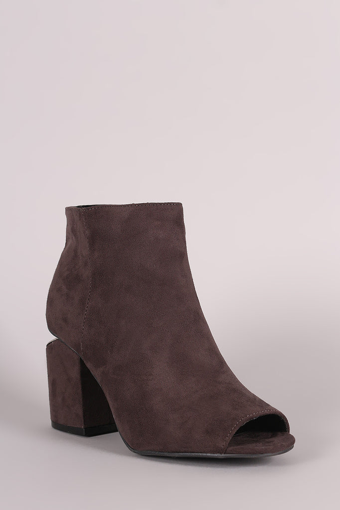 Qupid Peep Toe Metallic Slit Booties